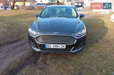 Седан Ford Fusion 2014 в Львове