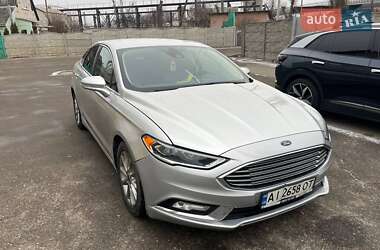 Седан Ford Fusion 2016 в 