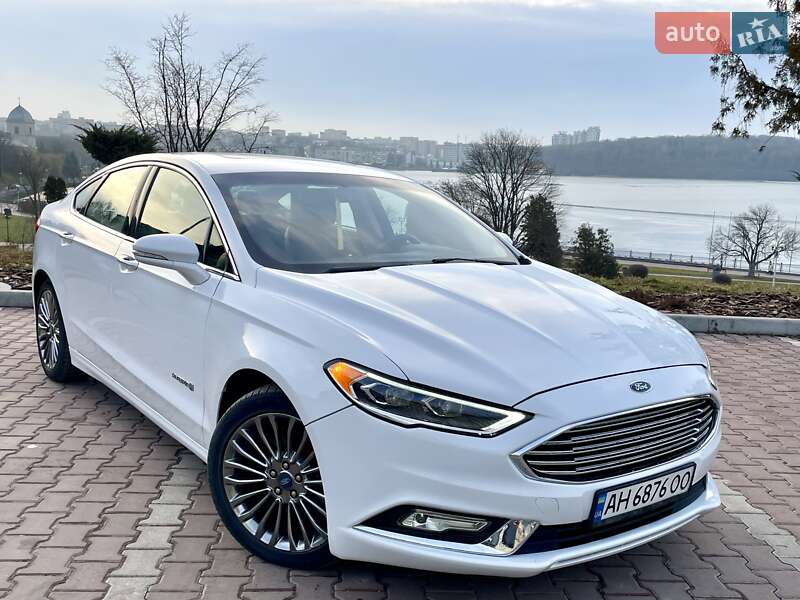 Седан Ford Fusion 2016 в Тернополе