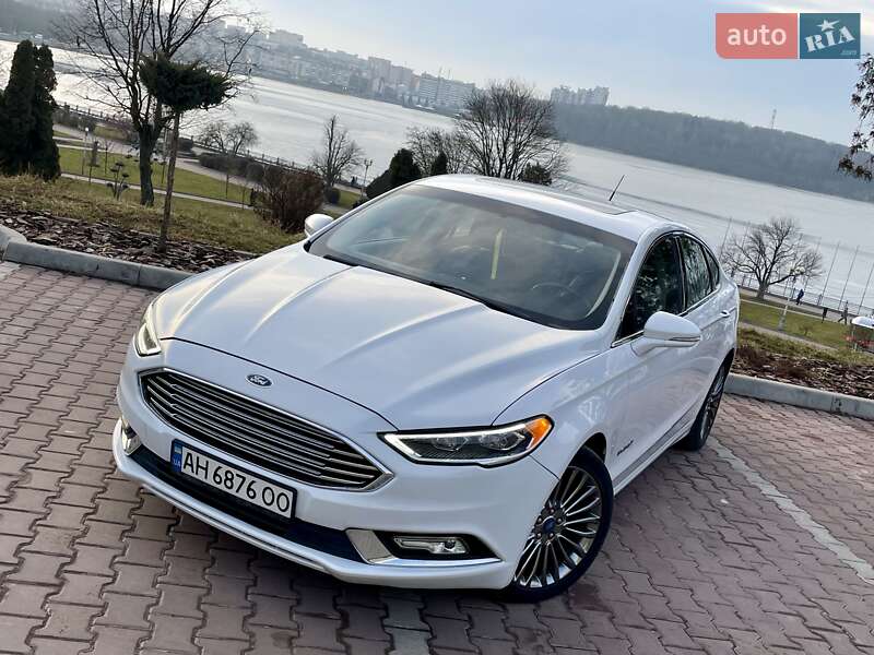 Седан Ford Fusion 2016 в Тернополе