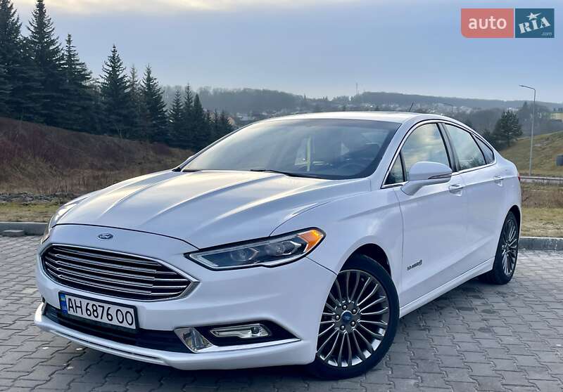 Седан Ford Fusion 2016 в Тернополе