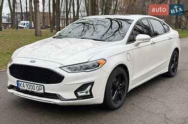 Седан Ford Fusion 2019 в Києві