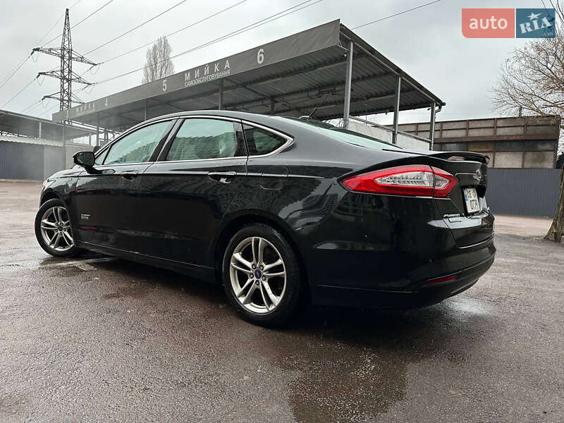 Седан Ford Fusion 2014 в Киеве