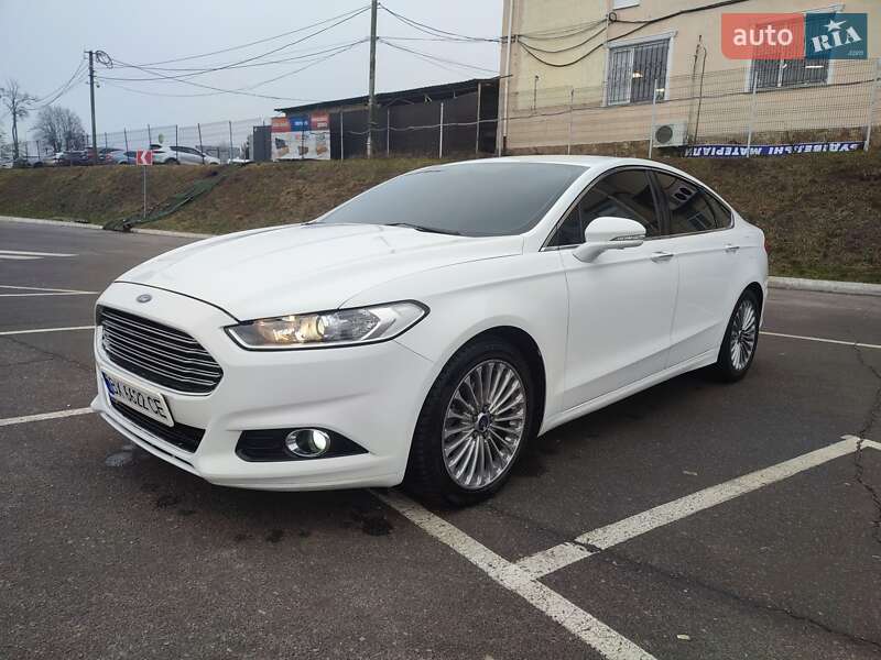 Седан Ford Fusion 2015 в Виннице