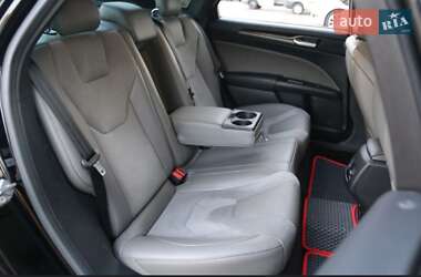 Седан Ford Fusion 2017 в 