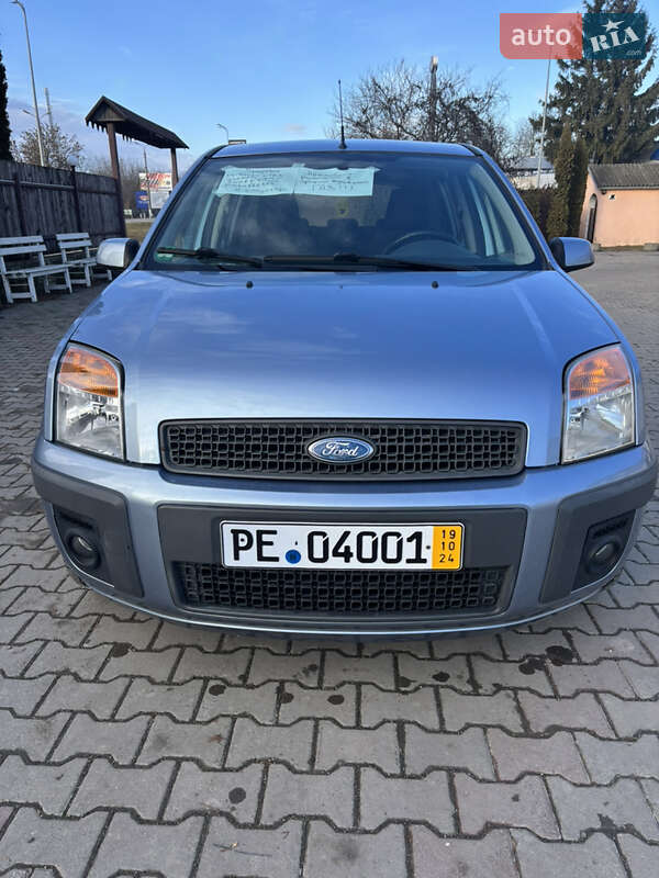 Хетчбек Ford Fusion 2008 в Дунаївцях