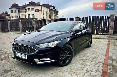 Седан Ford Fusion 2016 в Старокостянтинові