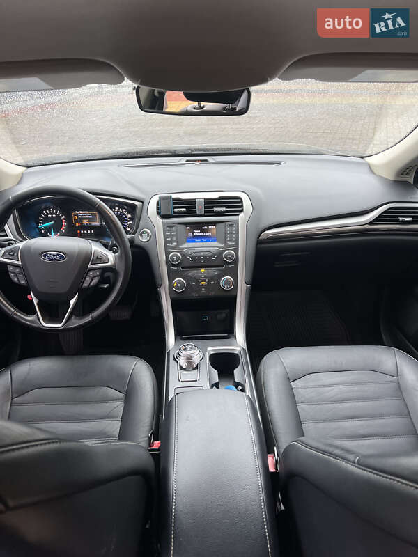 Седан Ford Fusion 2016 в Харькове