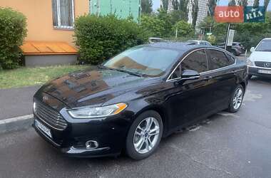 Седан Ford Fusion 2015 в Києві