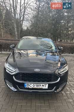 Седан Ford Fusion 2015 в Львове