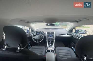 Седан Ford Fusion 2013 в Вишневому