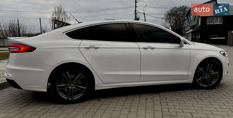 Седан Ford Fusion 2020 в Хмельницькому