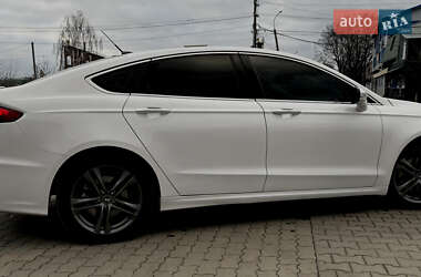 Седан Ford Fusion 2020 в 