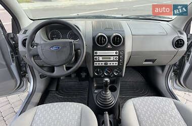 Хетчбек Ford Fusion 2005 в Вінниці