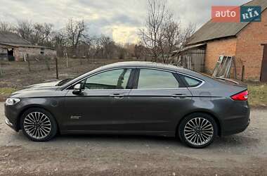 Седан Ford Fusion 2017 в Миргороде