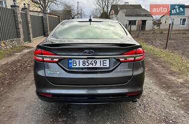 Седан Ford Fusion 2017 в Миргороде