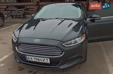 Седан Ford Fusion 2014 в 