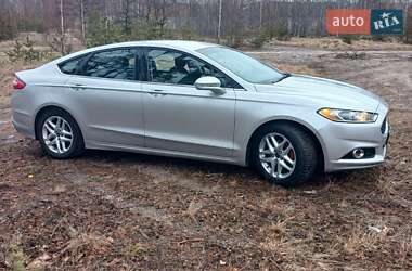 Седан Ford Fusion 2013 в Києві