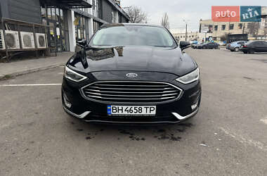 Седан Ford Fusion 2019 в Одессе