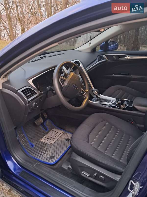 Седан Ford Fusion 2014 в Каневе фото 25 Седан Ford Fusion 2014 в Каневе