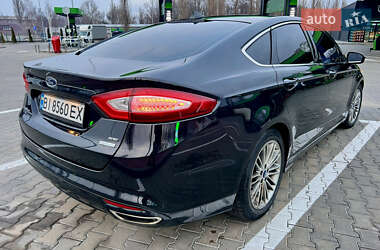 Седан Ford Fusion 2013 в 