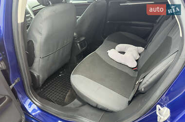 Седан Ford Fusion 2014 в 