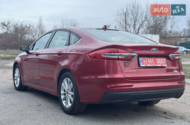 Седан Ford Fusion 2020 в Лубнах