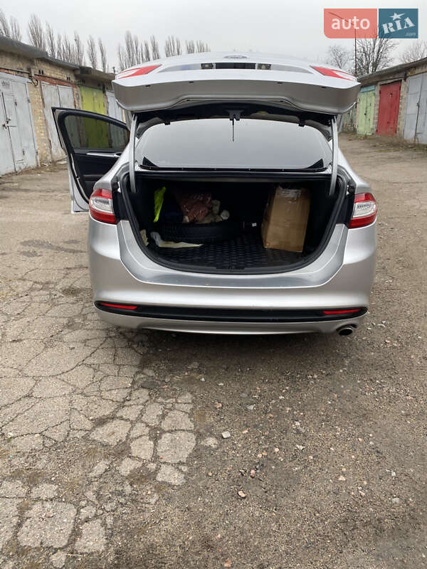 Седан Ford Fusion 2013 в Киеве