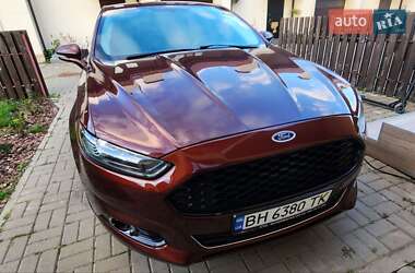 Седан Ford Fusion 2014 в 
