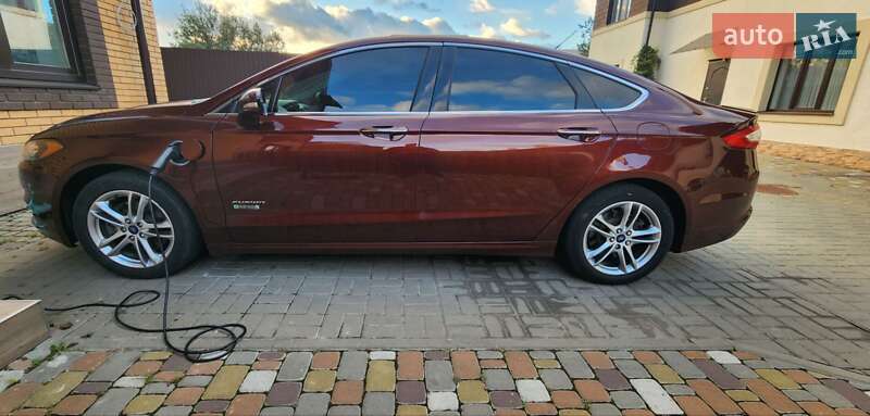 Седан Ford Fusion 2014 в Киеве