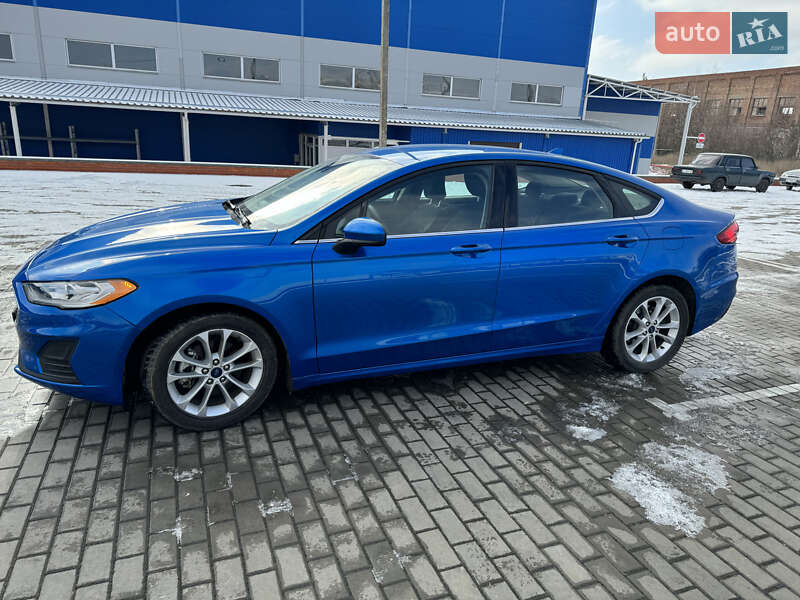 Седан Ford Fusion 2019 в Києві