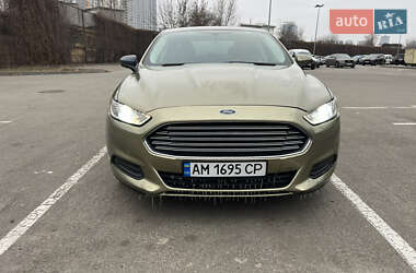 Седан Ford Fusion 2013 в Києві