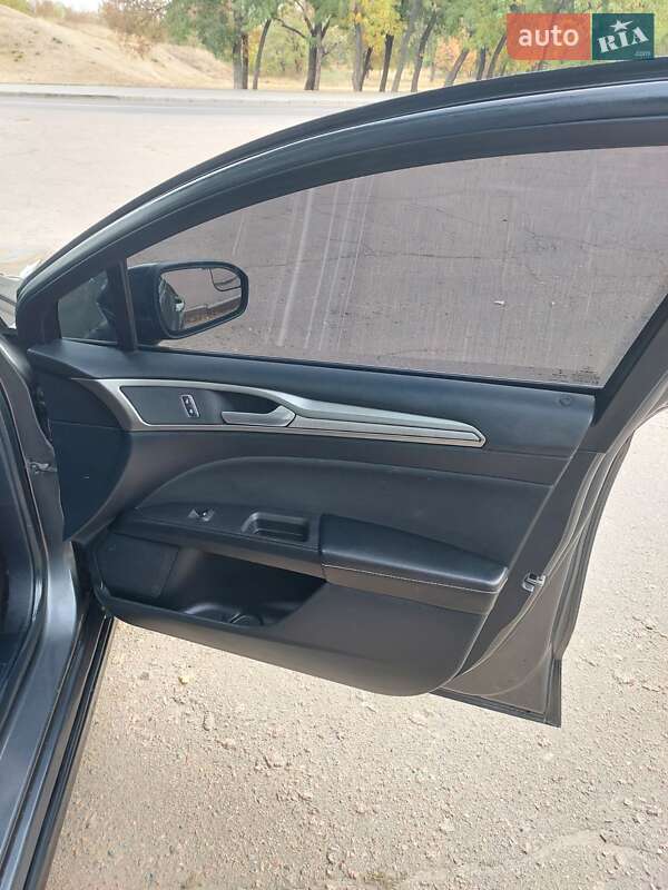 Седан Ford Fusion 2017 в Кропивницком