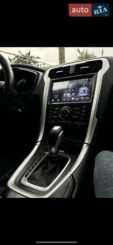 Седан Ford Fusion 2013 в Тарутине