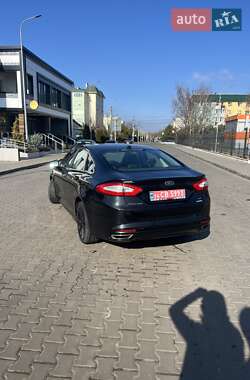 Седан Ford Fusion 2014 в 
