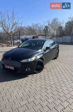 Седан Ford Fusion 2014 в 