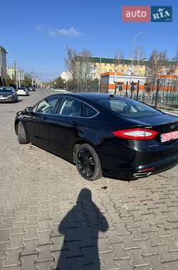 Седан Ford Fusion 2014 в 