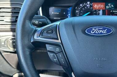 Седан Ford Fusion 2020 в 