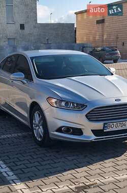 Седан Ford Fusion 2015 в Тернополі