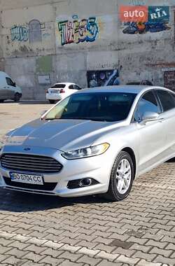 Седан Ford Fusion 2015 в Тернополі