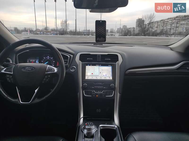 Седан Ford Fusion 2018 в Киеве