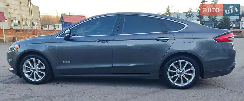 Седан Ford Fusion 2017 в Золочеве