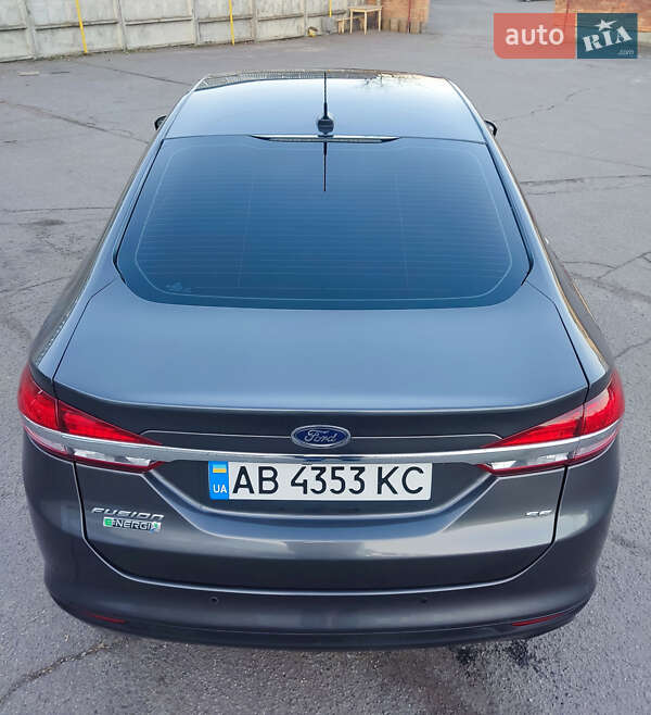 Седан Ford Fusion 2017 в Золочеве