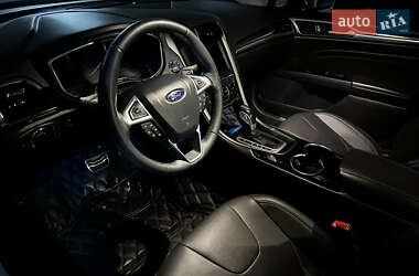 Седан Ford Fusion 2014 в 