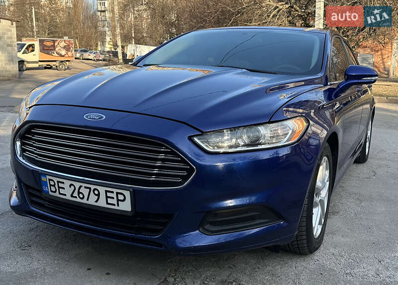 Седан Ford Fusion 2014 в 