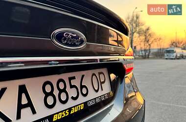 Седан Ford Fusion 2016 в Києві