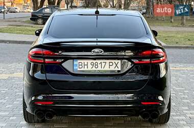 Седан Ford Fusion 2017 в 