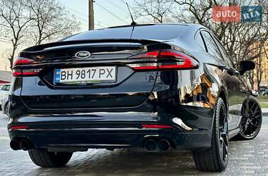 Седан Ford Fusion 2017 в 