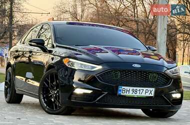 Седан Ford Fusion 2017 в 