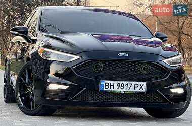 Седан Ford Fusion 2017 в 